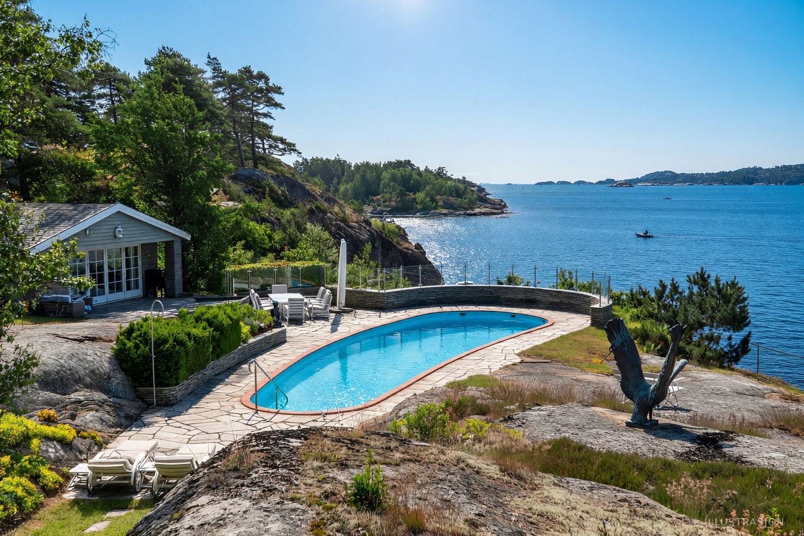 Fra bassengområdet har du en helt unik kombinasjon av privatliv, sjøutsikt og vakre svaberg. Bildet er AI-redigert. Galleribilde
