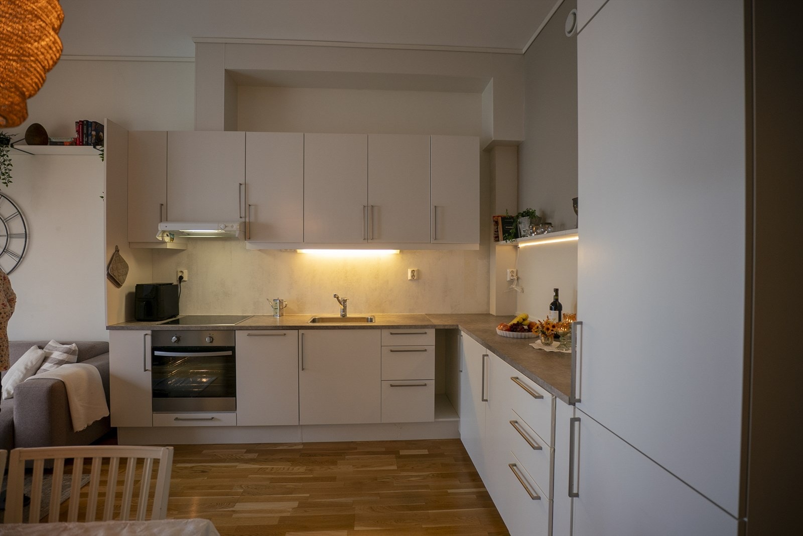 mye skapplass Galleribilde