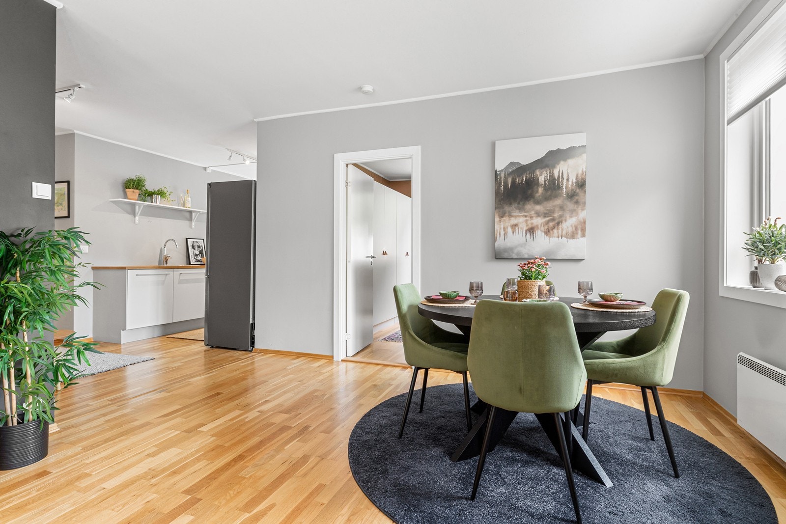 Stuen er romslig og god Galleribilde