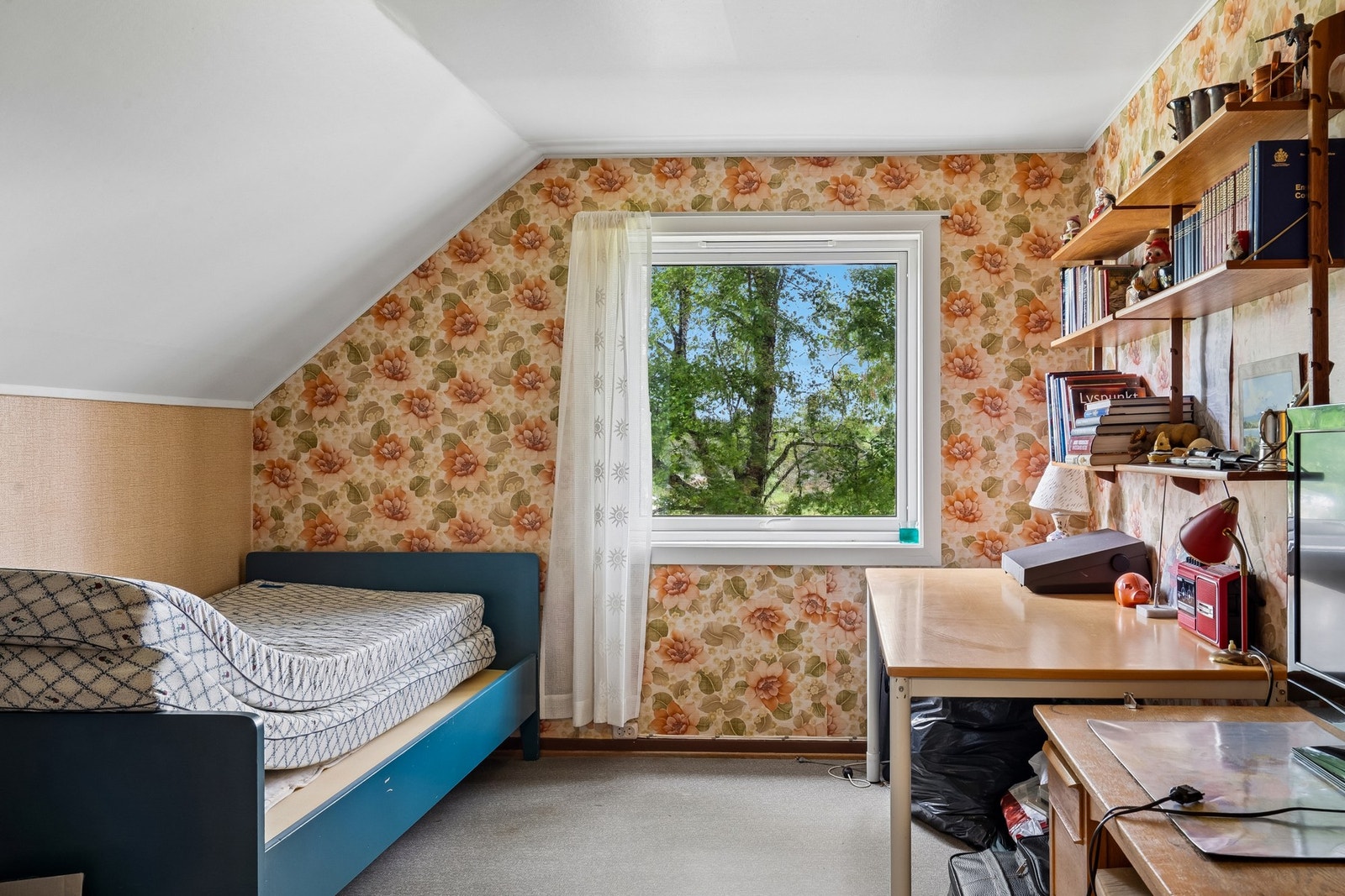Rommet er i dag innredet som soverom, men kan benyttes etter behov. Galleribilde