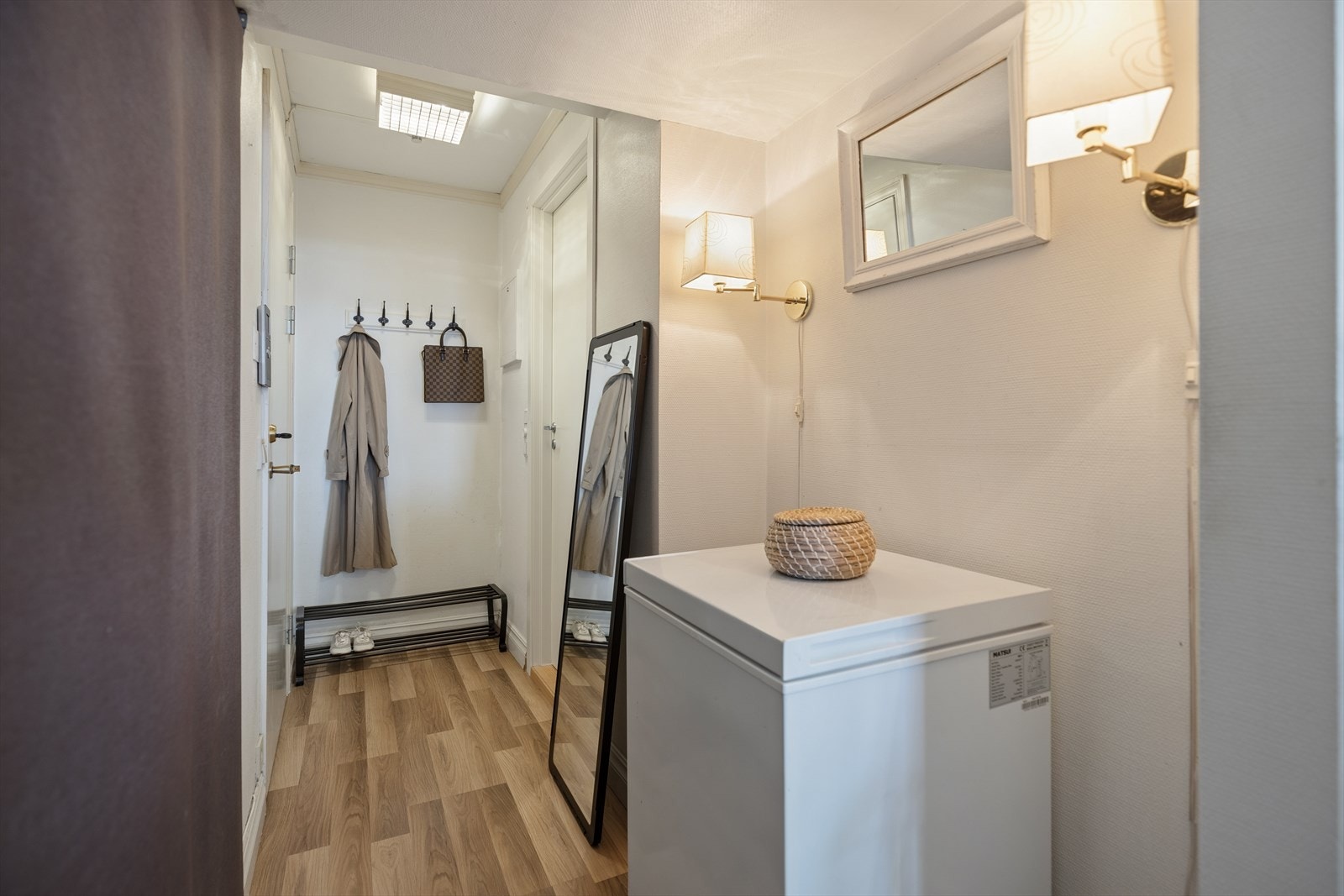Leiligheten disponerer en ekstern bod i kjelleren på ca. 4 m². Galleribilde