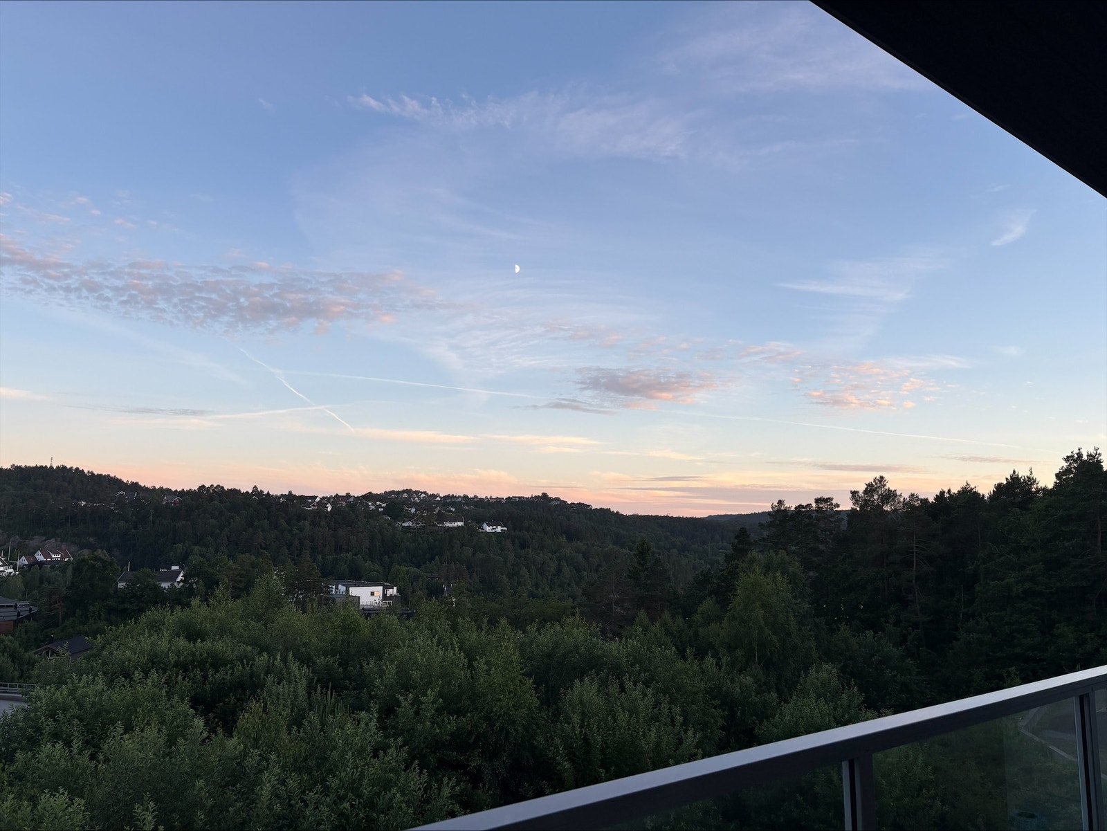 Selgers bilde fra solnedgang fra veranda Galleribilde