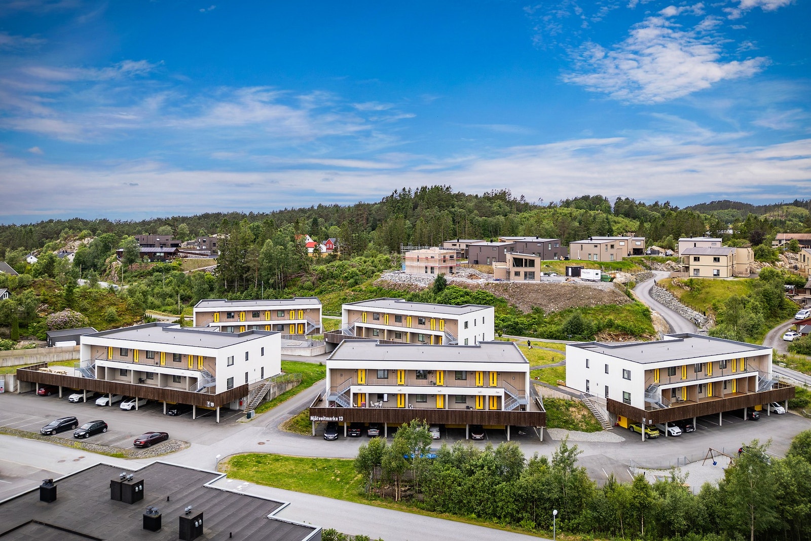 Leiligheten tilhører Sameiet Smartbo B5-2 og består av totalt 30 boligseksjoner Galleribilde