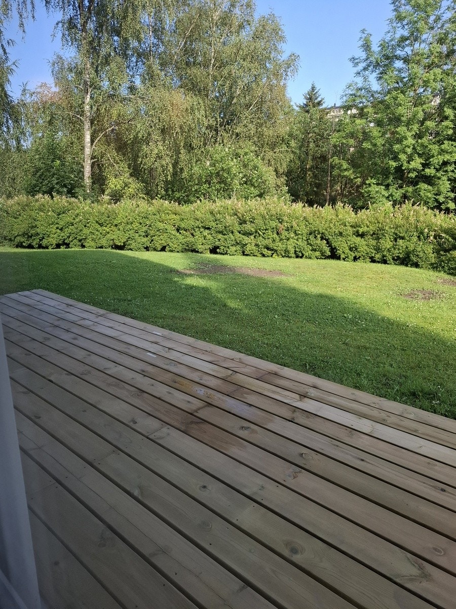Terrasse med tilgang til hage Galleribilde
