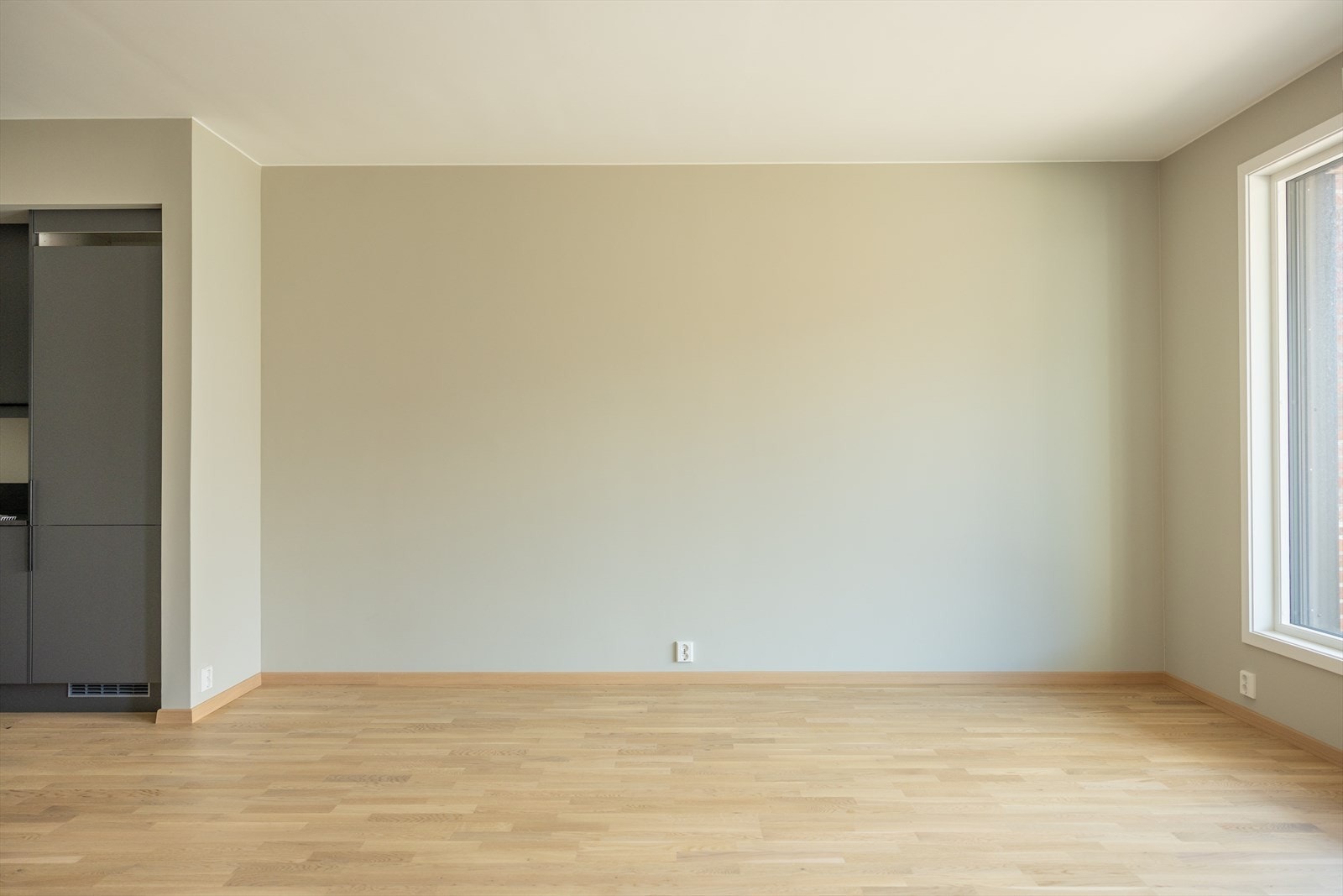 Lys og luftig stue. Galleribilde