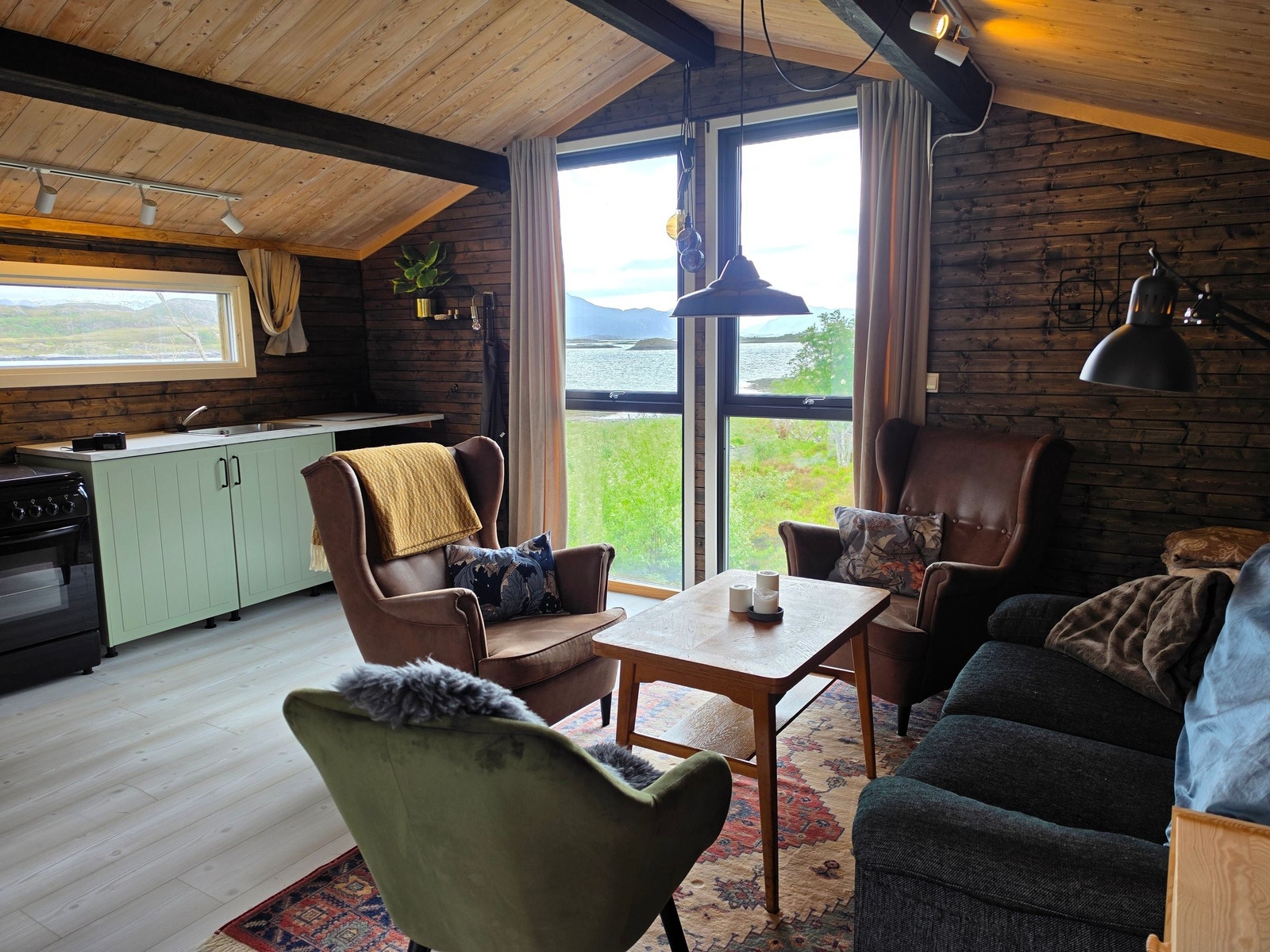 Stue/kjøkken Galleribilde