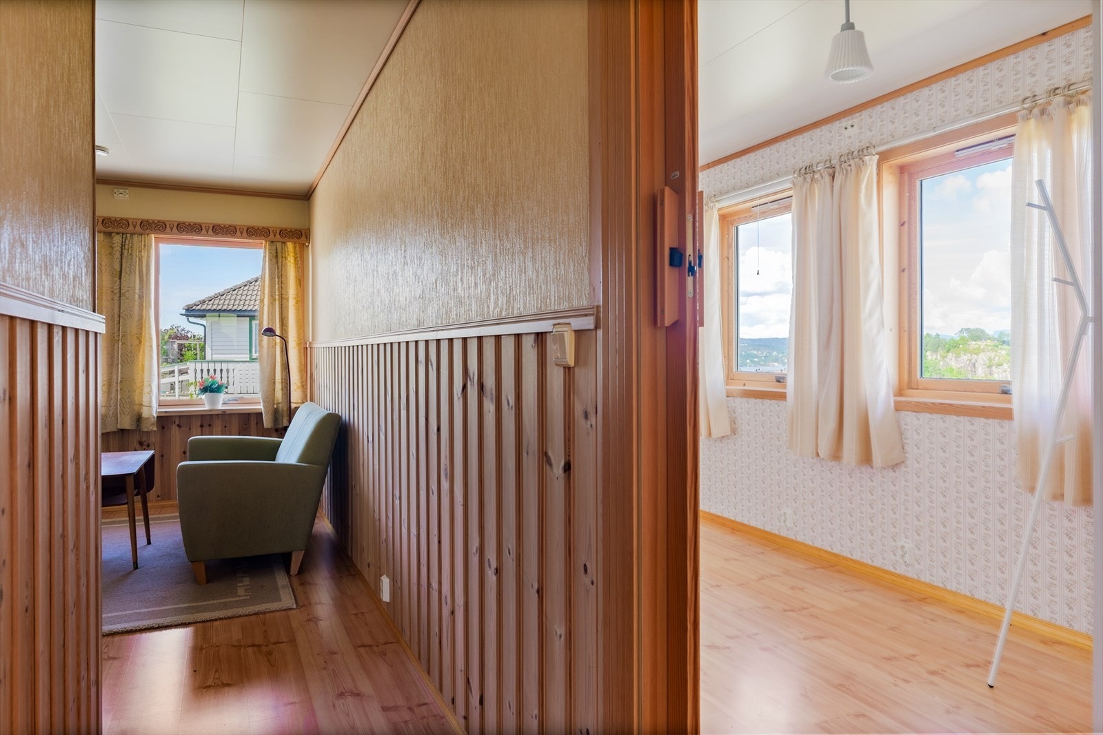 Ekstra soverom med fleksible bruksmuligheter som barnerom, gjesterom eller hjemmekontor. Galleribilde