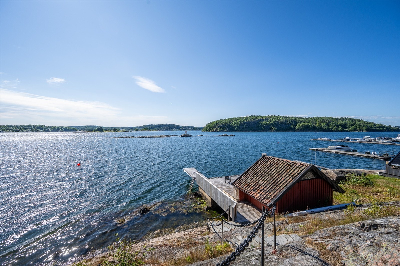Området byr på en sjelden kombinasjon av sjø- og naturopplevelser. Galleribilde