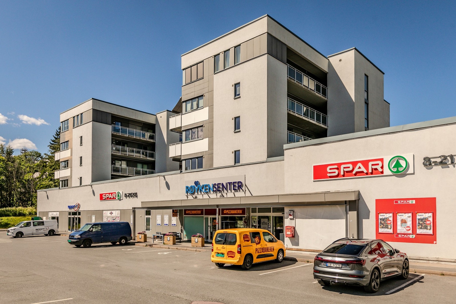 Røykensenteret ligger i byggets underetasje. Galleribilde