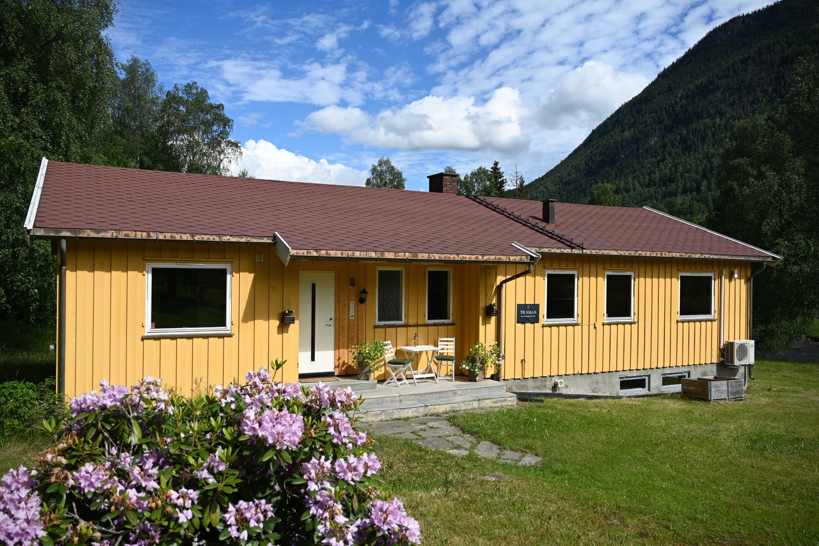 Velkommen til Svenkerudvegen 48 i Nesbyen kommune. Foto: Selger og megler. Galleribilde