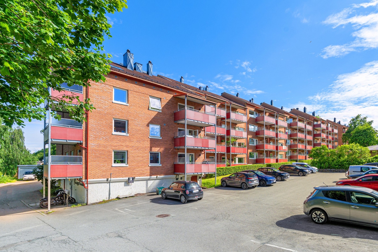 Borettslaget er oppgradert med bl.a. nye vinduer og balkongdører i 2017. Galleribilde