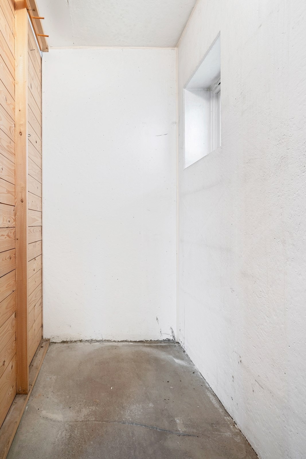 Det følger med en bod på 3 kvm Galleribilde