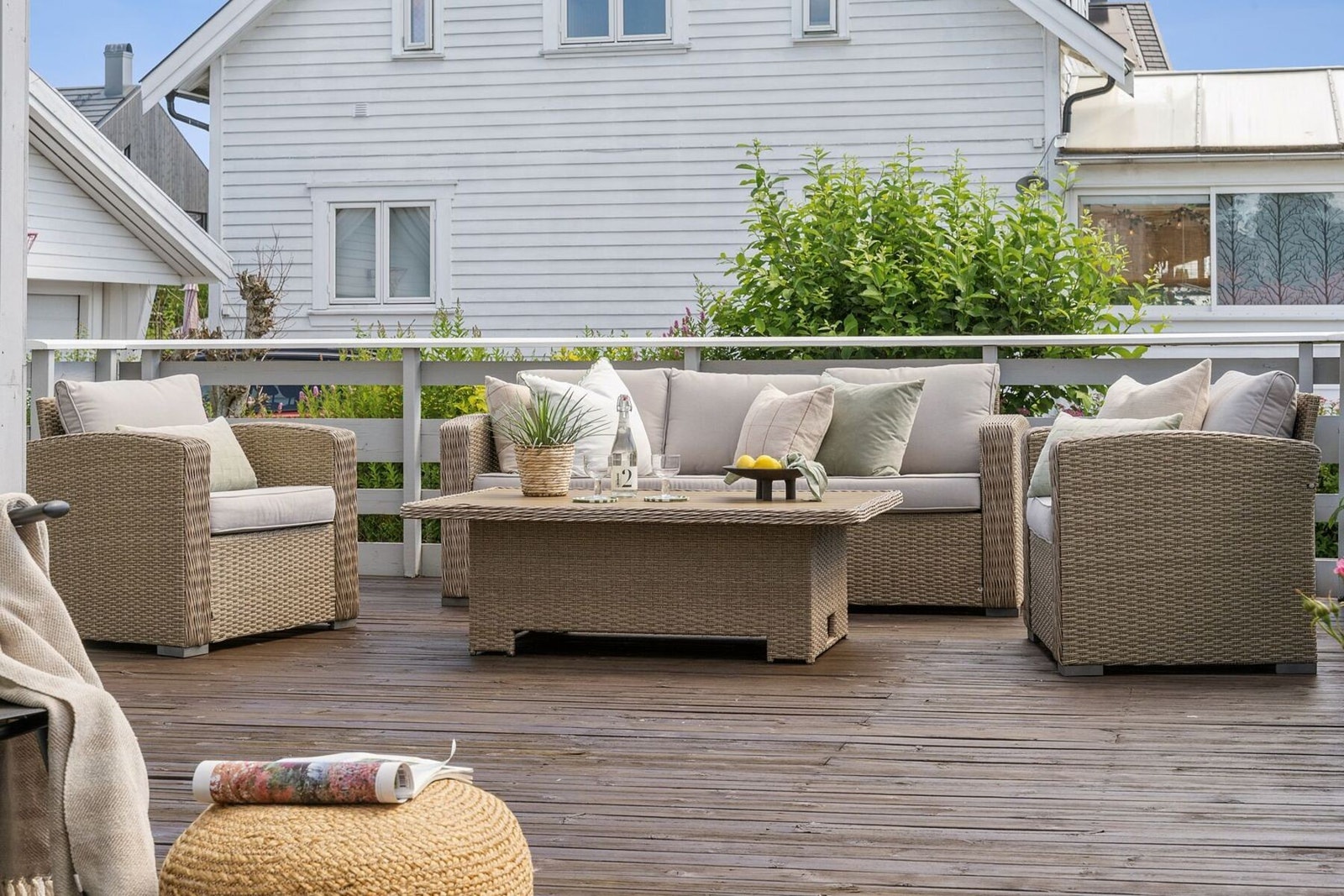 God plass til en sofagruppe. Galleribilde