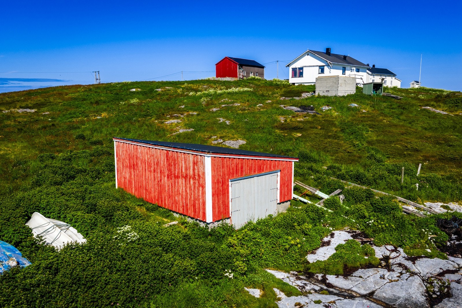 Lagring ved sjøen. Galleribilde