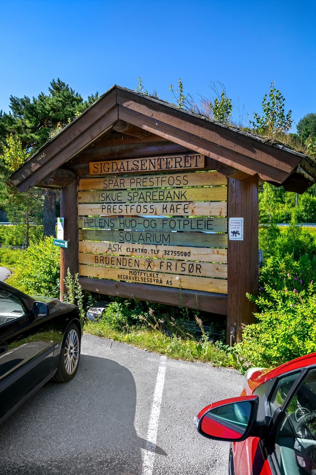 Sigdalsenteret ligger en kort spasertur unna med butikker, bank og kafé. Galleribilde