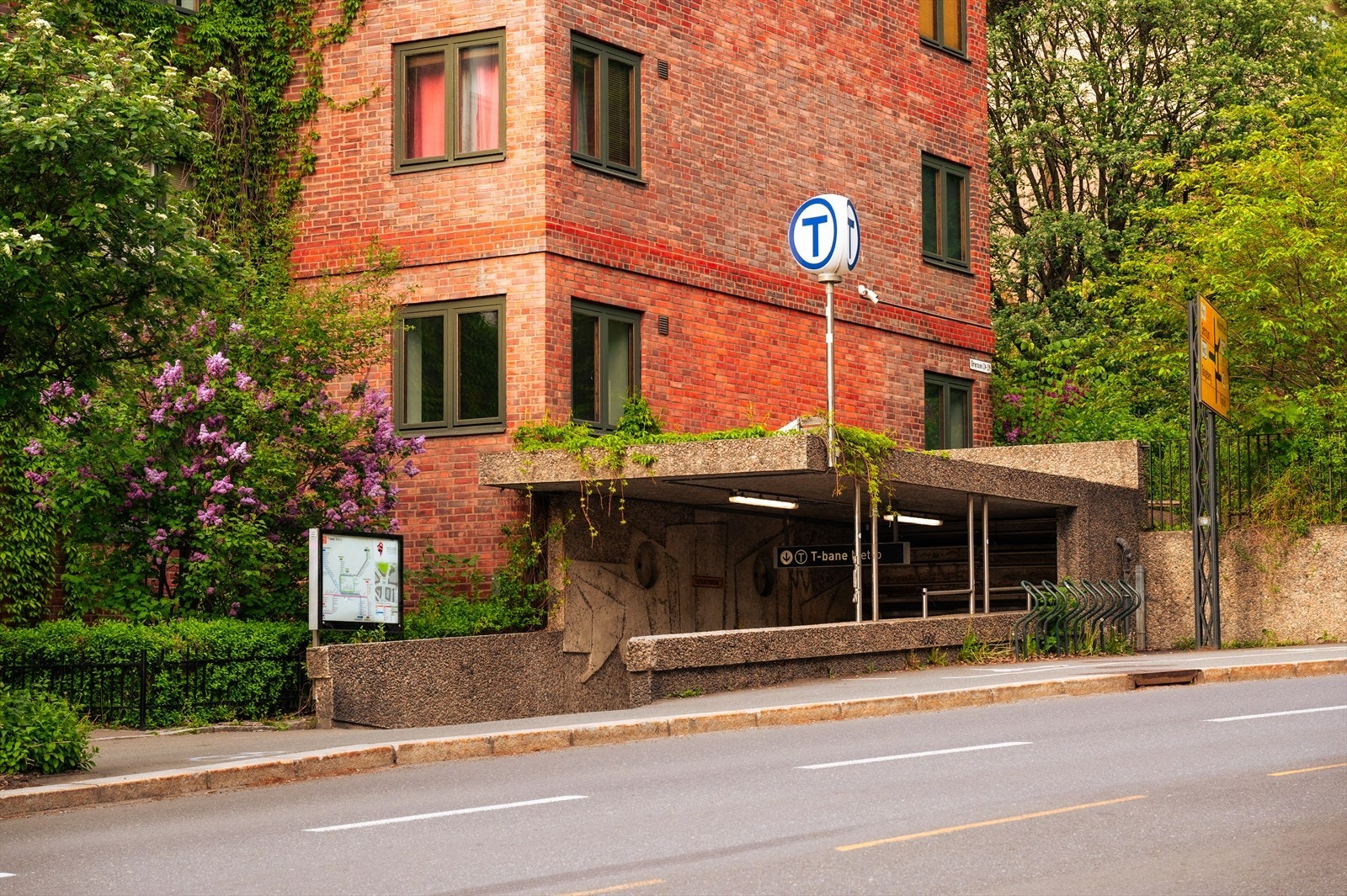 T-banen er 5 minutter gange unna. Galleribilde