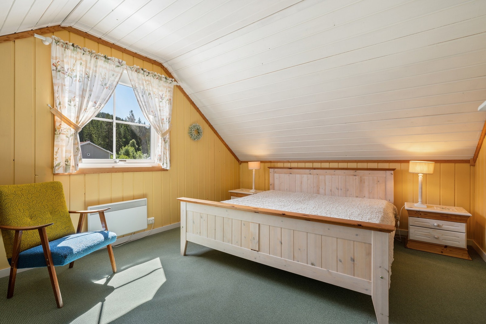 Det tredje soverommet ligger i boligens 2. etasje. Galleribilde