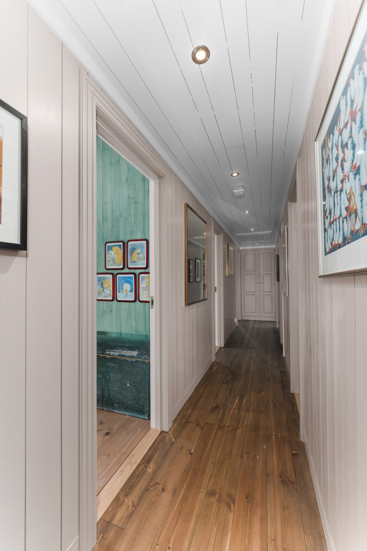 Gang til soveromsavdelingen. Galleribilde