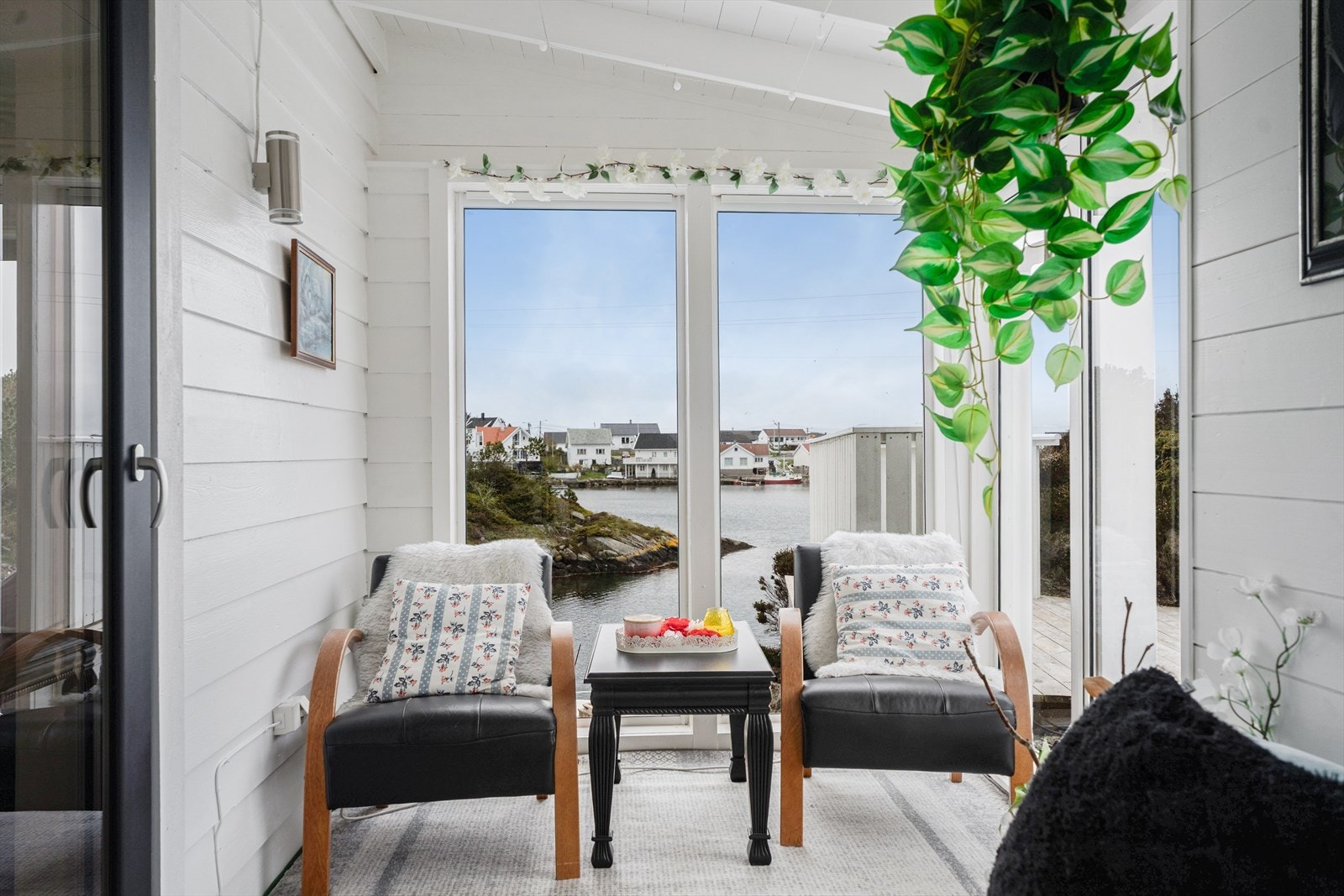 Herlig hagestue med adkomst fra stuen (ikke byggemeldt/godkjent) Galleribilde
