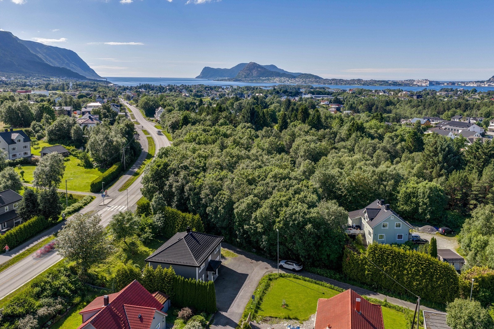 Kort vei til flotte turområder, som for eksempel stiene rundt Vassetvatnet. Galleribilde