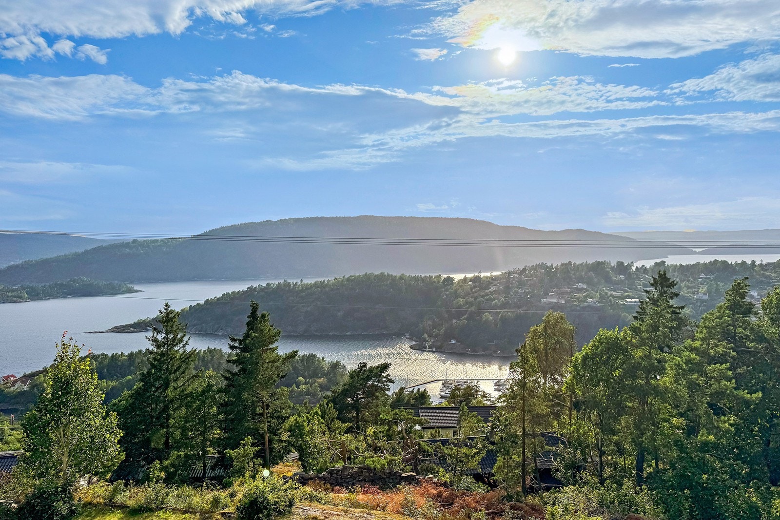 Gylteåsen er et veletablert og ettertraktet hyttefelt, kun ca. 8 minutter med bil fra Drøbak sentrum (privat bilde). Galleribilde