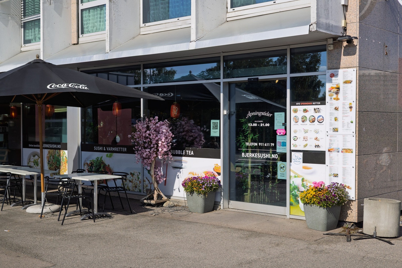 Like ved Extra finner du også Bjerke Sushi og Deichman bibliotek. Galleribilde