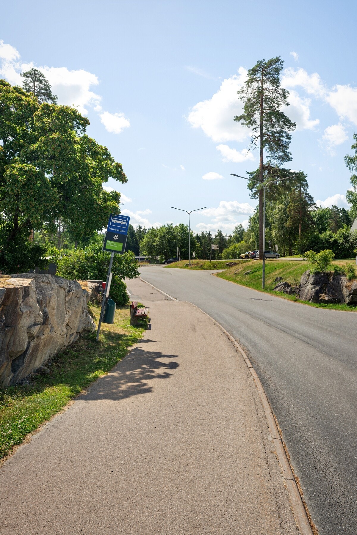 Bussholdeplass. Galleribilde