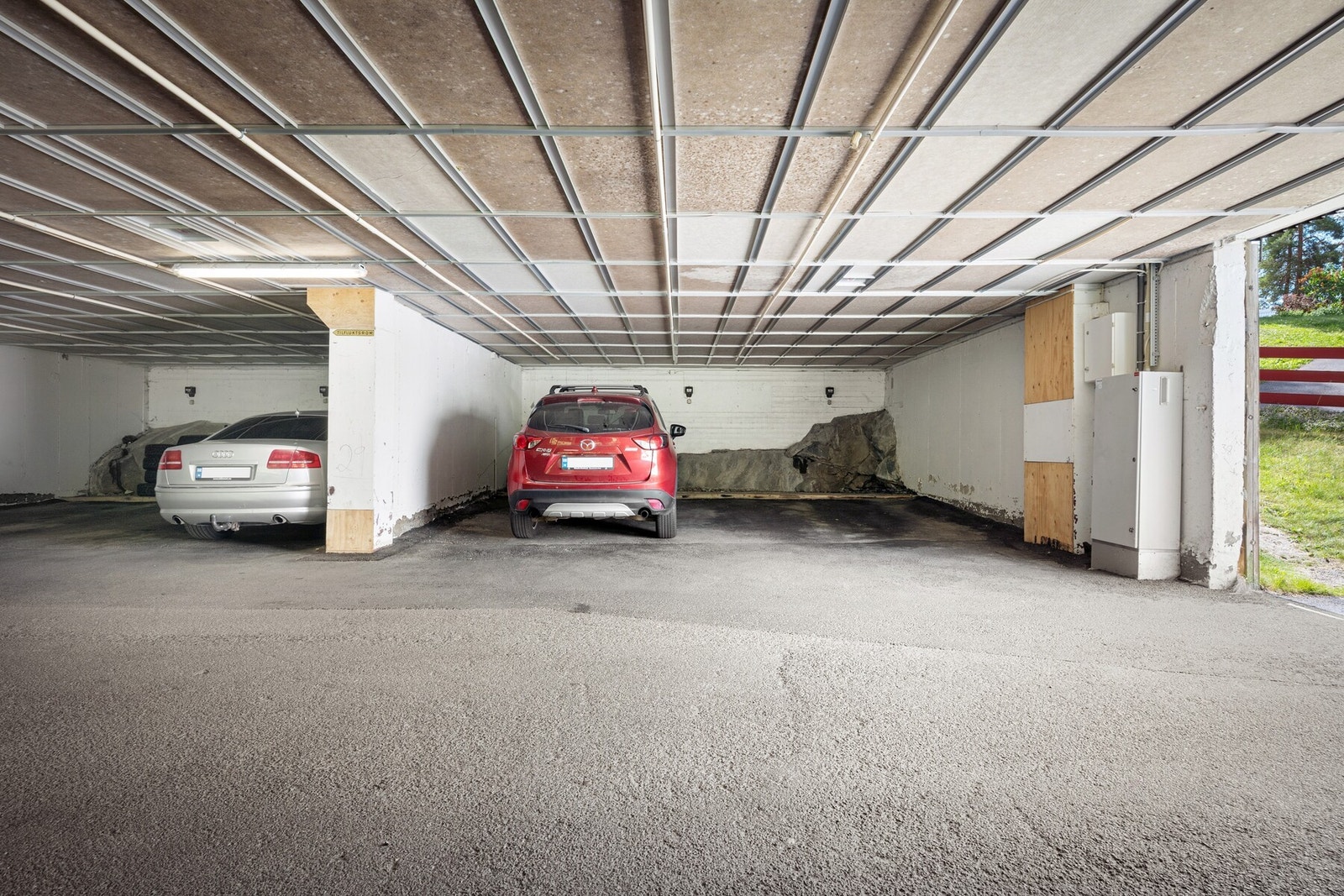 Parkeringsplass. Galleribilde