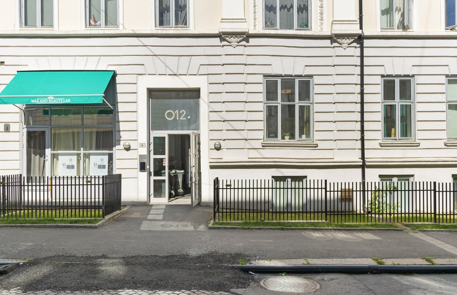 Presentabelt inngangsparti. Galleribilde