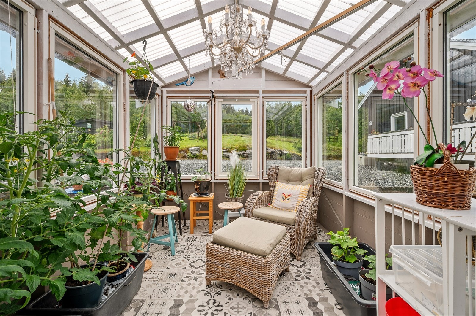 Drivhus på 14 m² Galleribilde