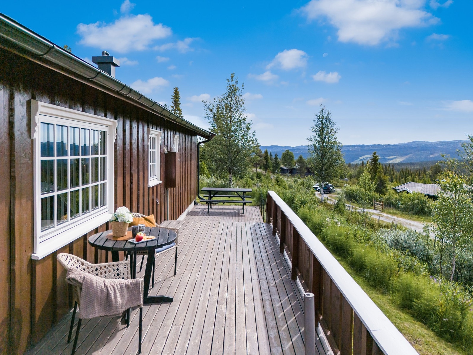 Velholdt hytte som i sin tid ble satt opp av det lokale snekkerfirmaet Sandbekk & Kvannefoss. Galleribilde