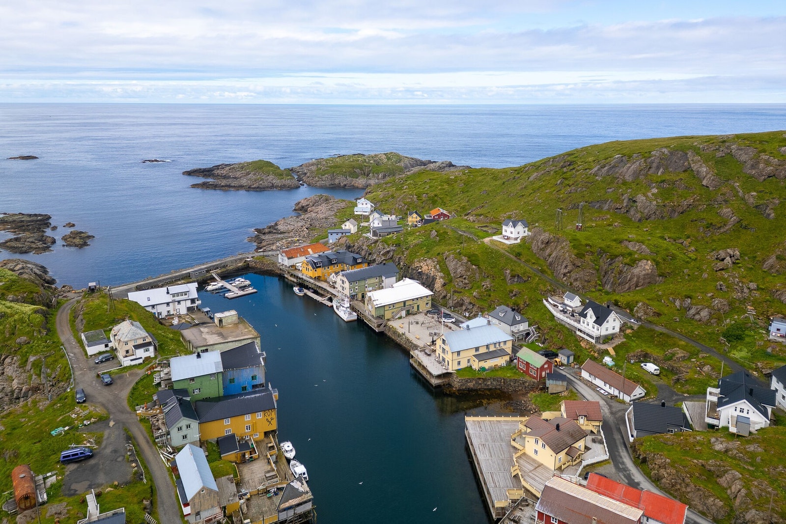 Utsikt over havet og øyene utenfor Vesterålen. Galleribilde