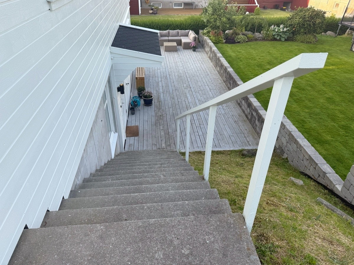 Trapp ned til leilighet Galleribilde