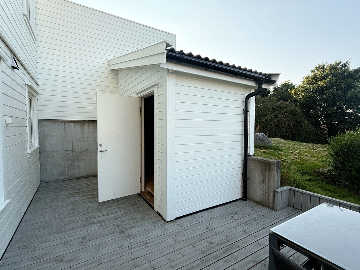 Utebod Galleribilde