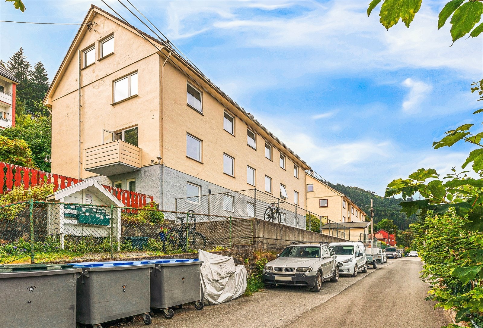 Borettslaget består av 26 andeler fordelt på flere bygg. Galleribilde