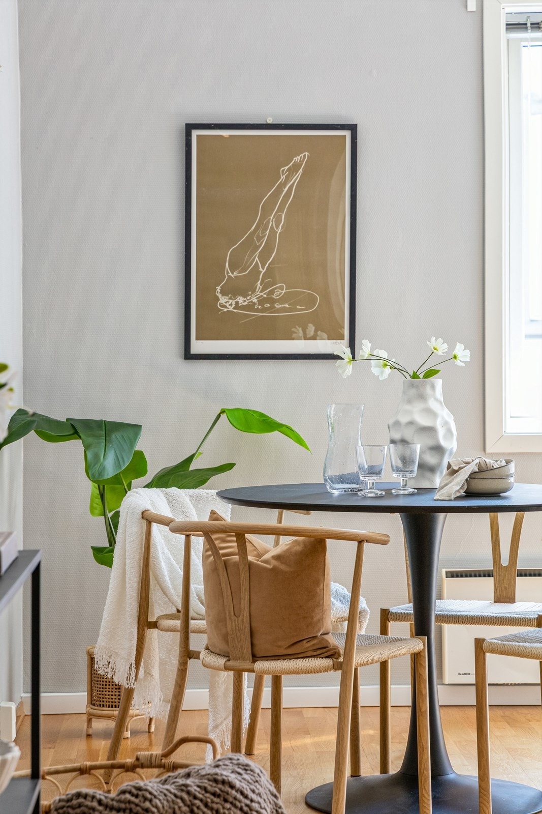 Utsikt mot rolige gater fra stuevinduene. Galleribilde