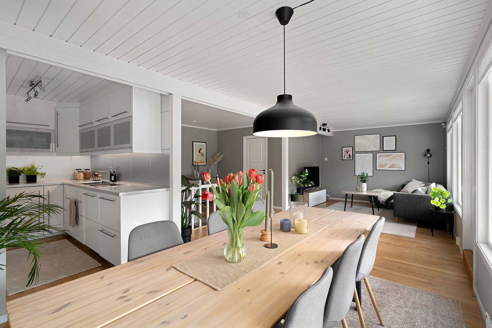Den åpne løsningen skaper en mer sosial ramme. Galleribilde