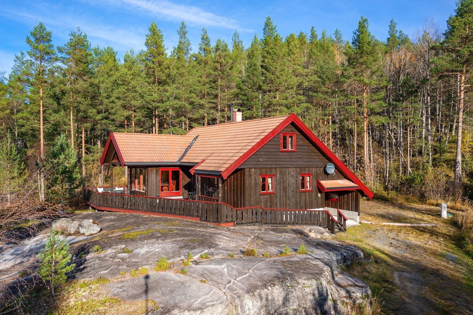 Exbo Eiendomsmegling v/Ove Alexander Støylen ønsker deg velkommen til Kilane 36! Galleribilde