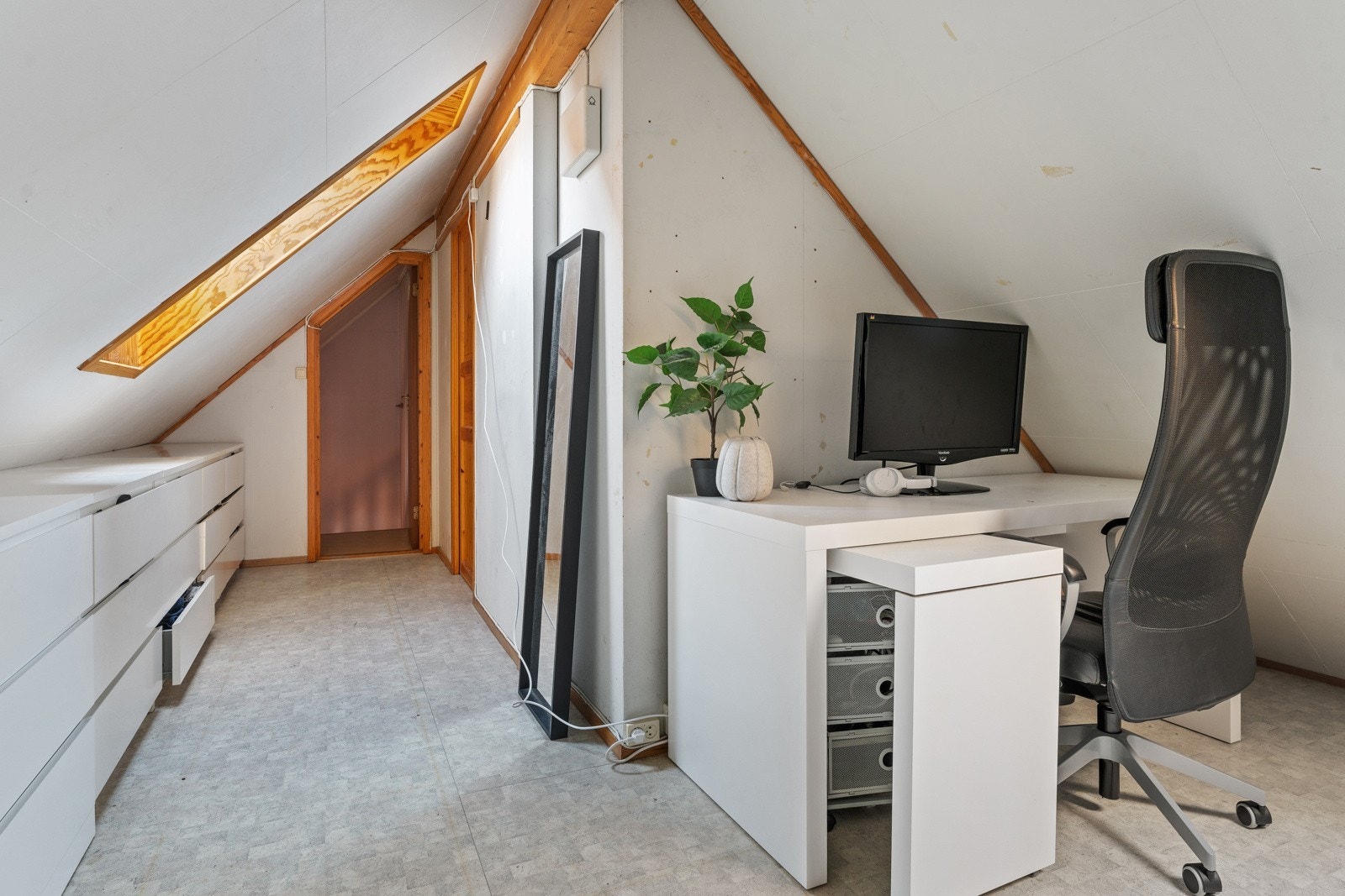 Loftstue Galleribilde