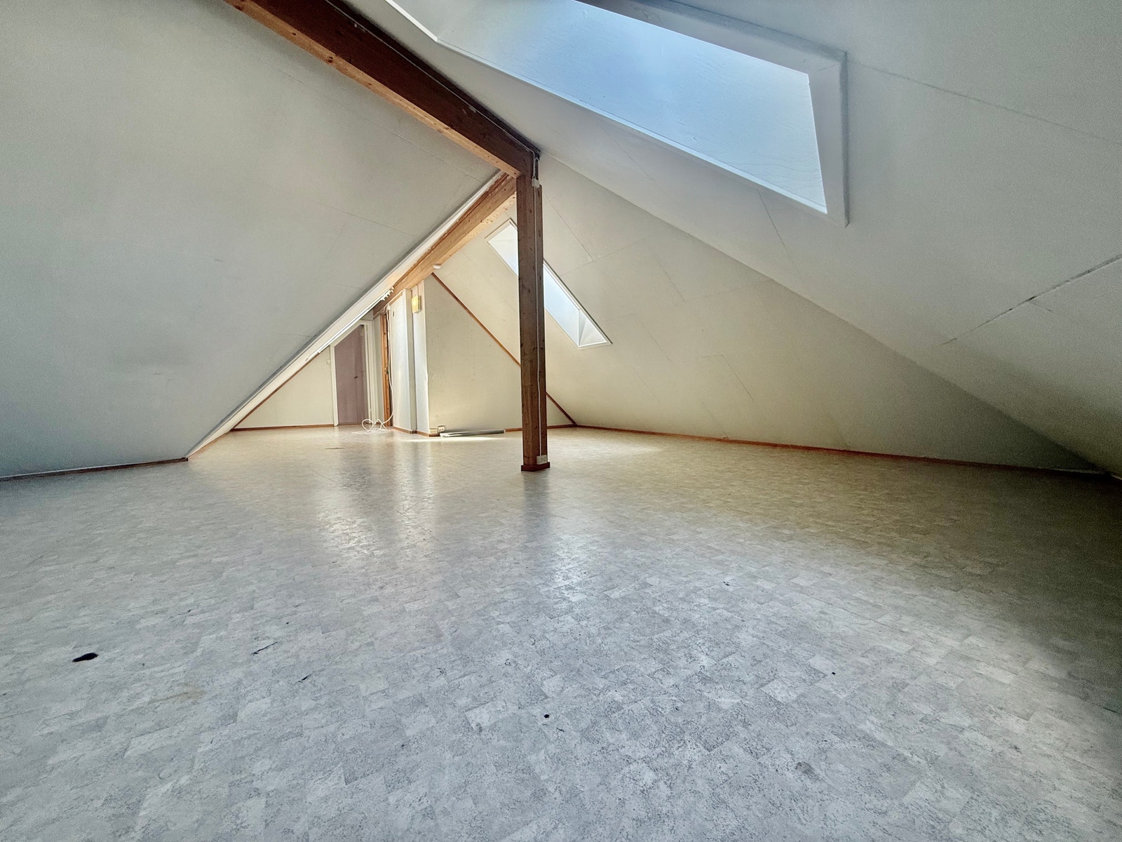 Loftstue Galleribilde