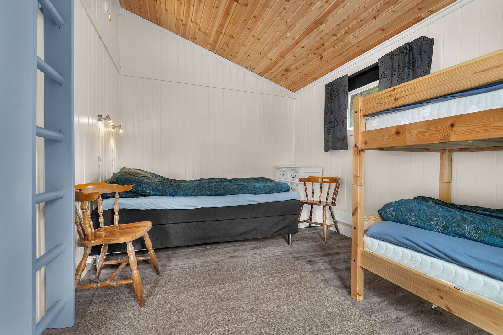 Annekset er fullisolert og har innlagt strøm og sommervann. Galleribilde