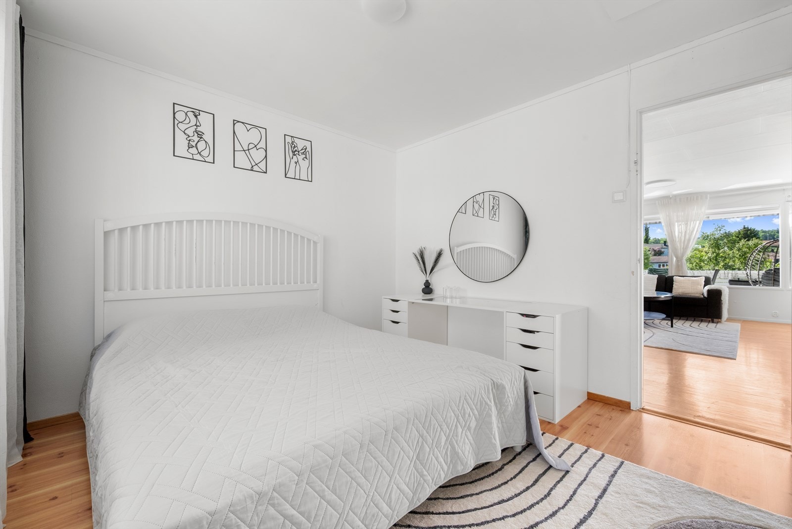 Soverommet har gode innredningsmuligheter med plass til dobbeltseng og garderobe. Galleribilde