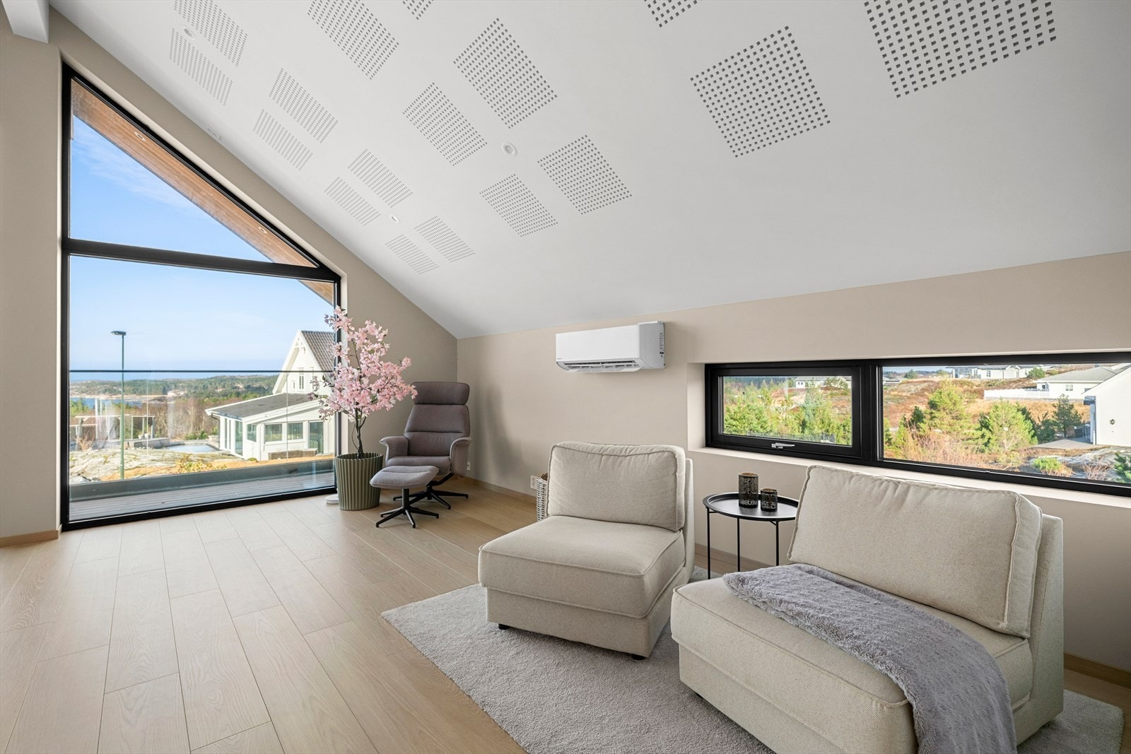Loftstue Galleribilde