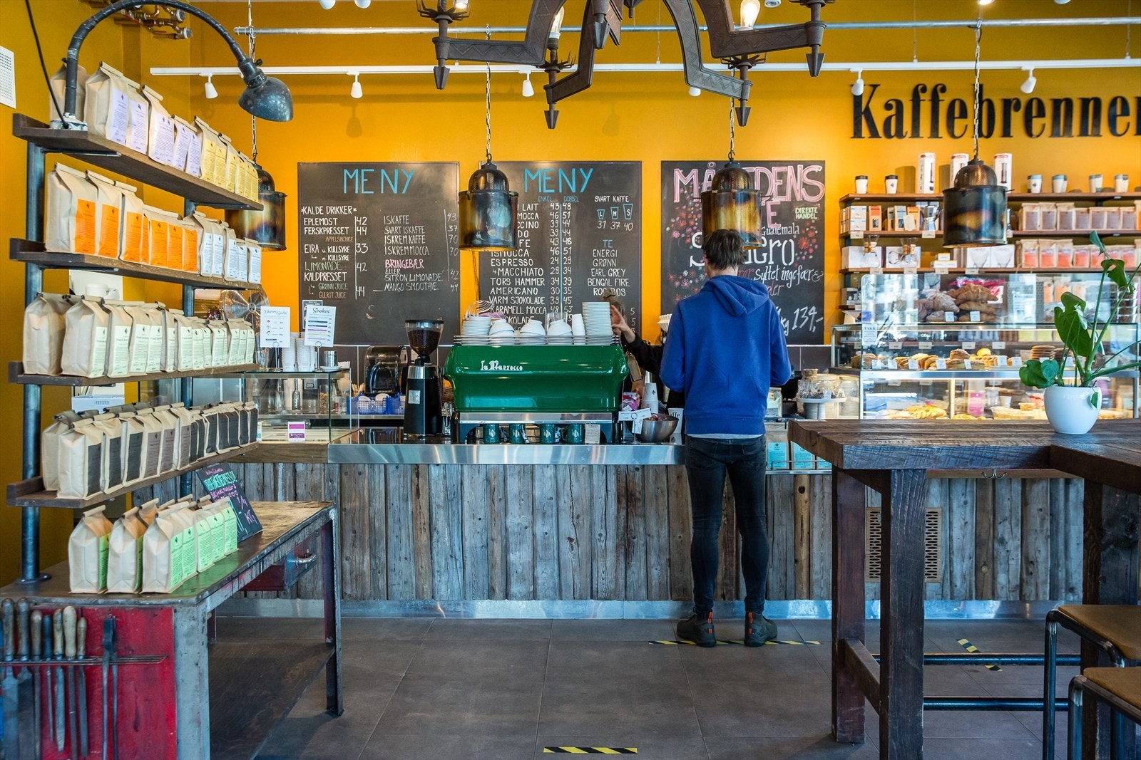 Området Løren byr på både kaféer, restauranter og butikker. Galleribilde