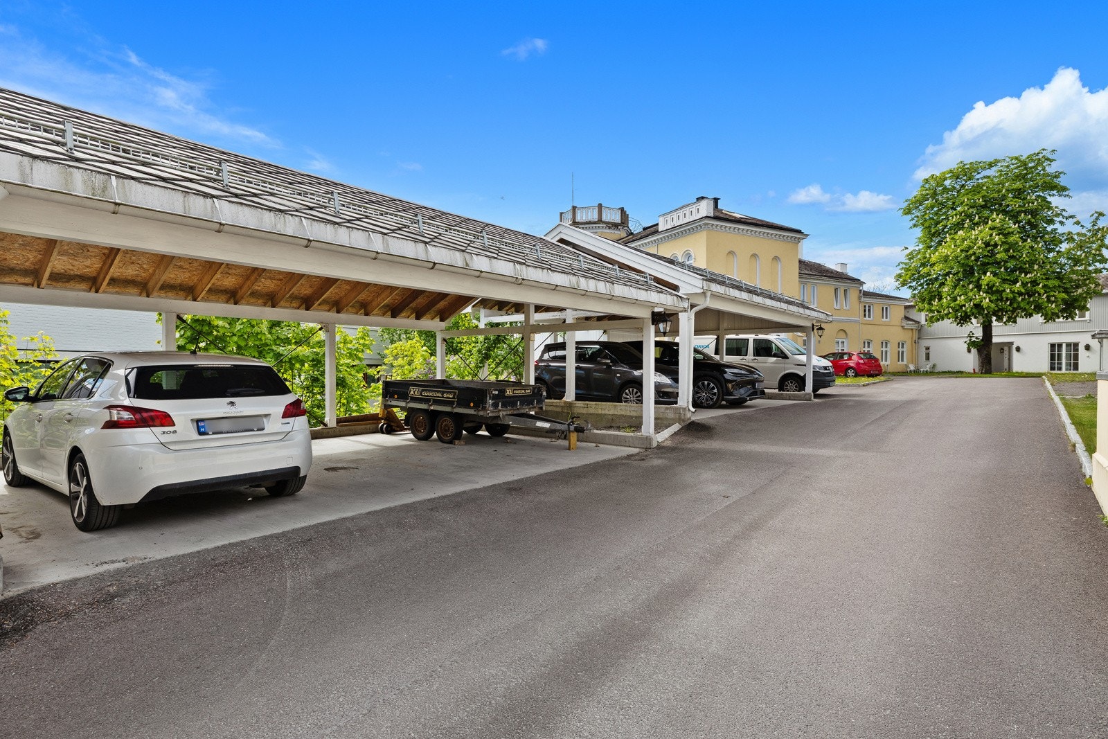 Innkjøring mot boligene Galleribilde