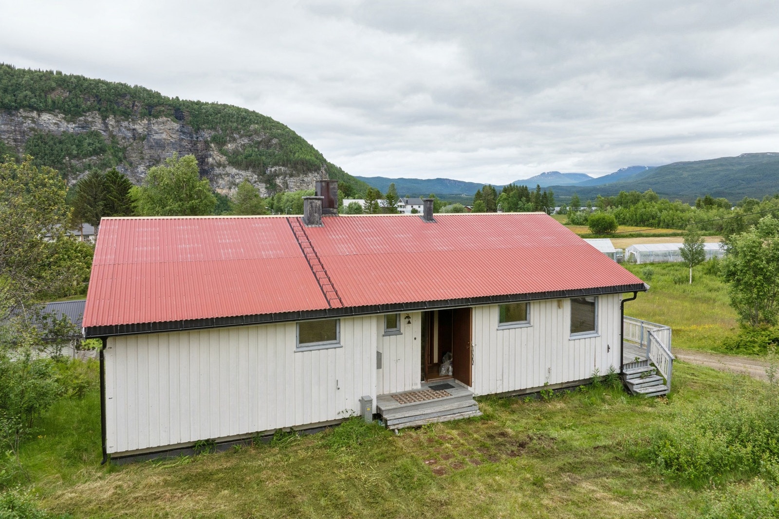 Hovedinngangen til boligen Galleribilde