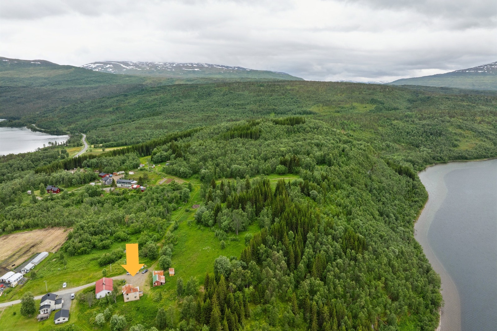 Eiendommen består av 10 teiger Galleribilde