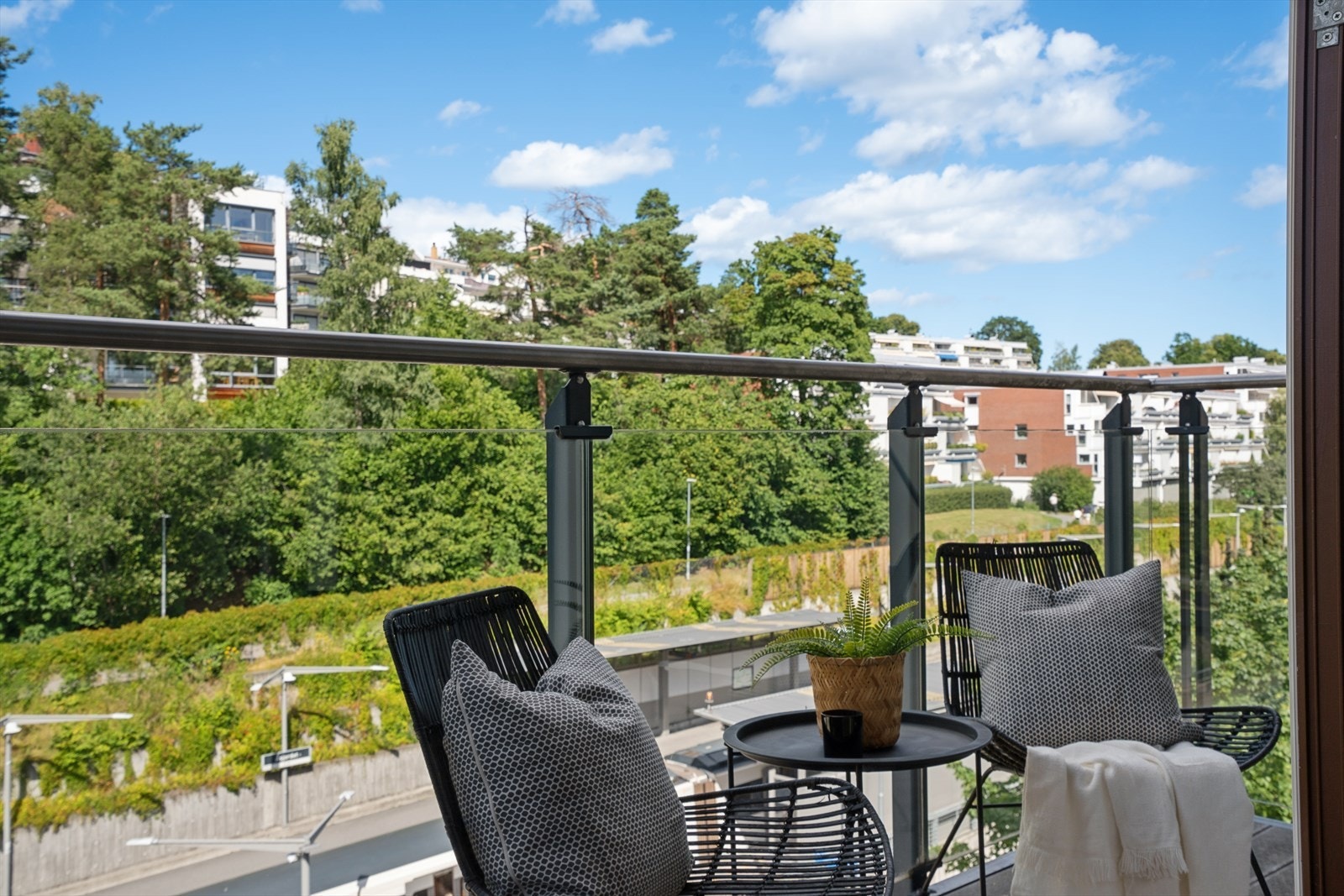 Balkong med flott utsyn Galleribilde