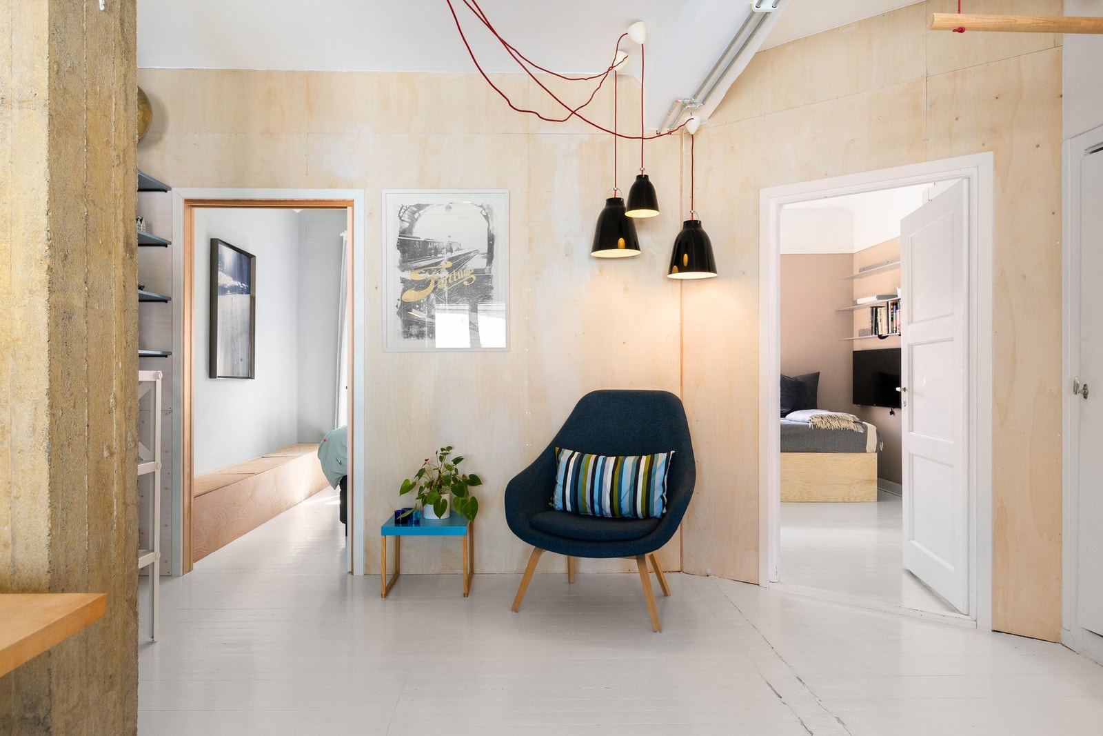 Plass til spisebord, lesekrok eller annet. Galleribilde