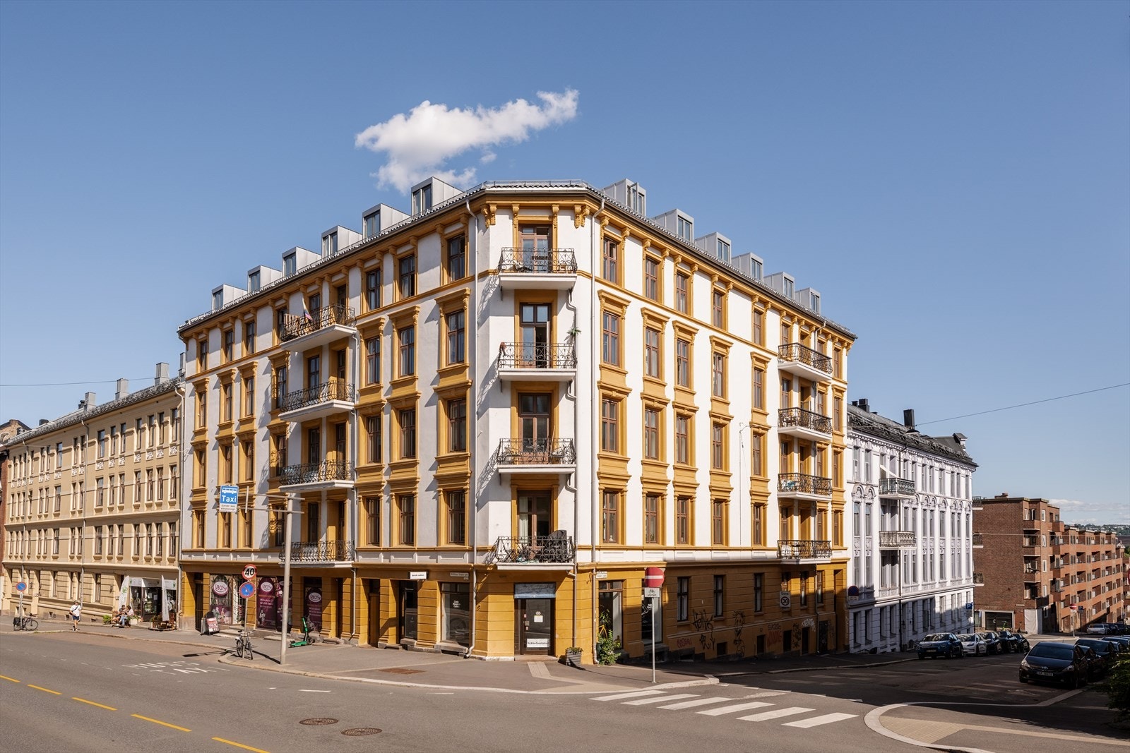 Deres nye hjem? Vakker fasade rehabilitert i 2023. Galleribilde